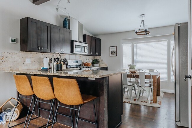 Foto del edificio - Clear Creek Escape: Private Half-Acre Moun...