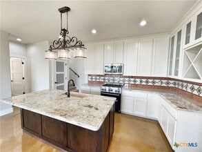 Building Photo - 1690 Gruene Vineyard Crossing