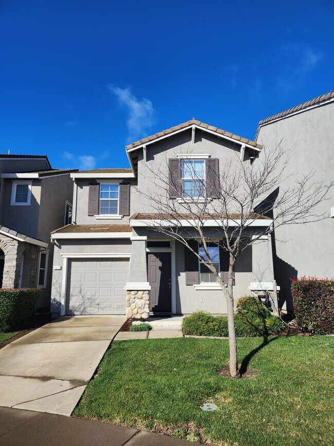 Foto del edificio - 2516 Huckleberry Cir