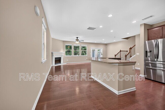 Building Photo - 1572 Lenox Overlook Rd