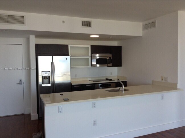 Foto del edificio - 90 SW 3rd St