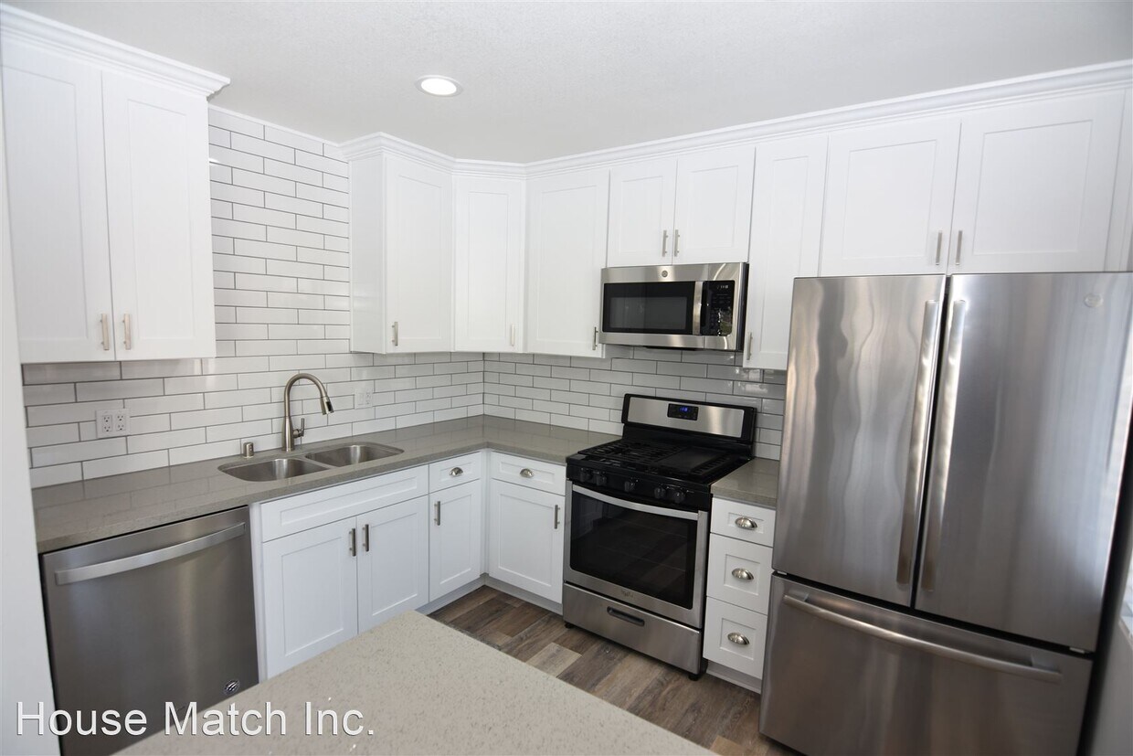 Primary Photo - 2 br, 1.5 bath House - Newly Renovated 2 b...