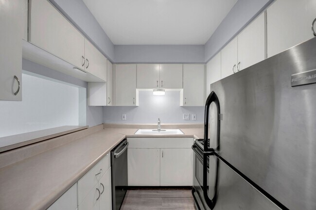 Foto del edificio - 1206 Hi Stirrup