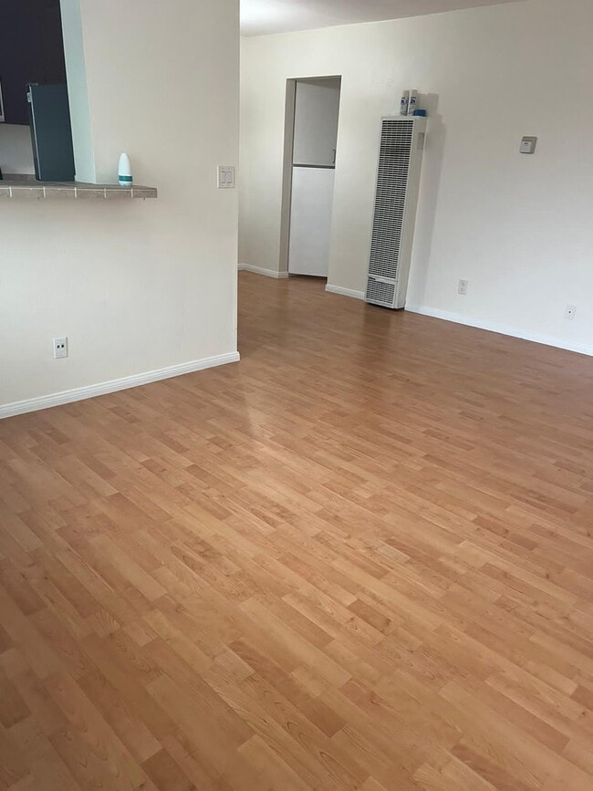 Building Photo - 4631 Mississippi St