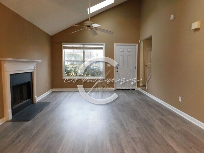 Building Photo - 4157 Lake Mist Dr NW