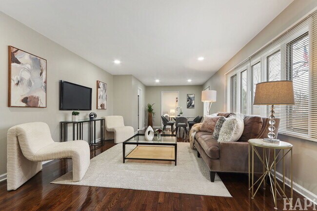 Foto del edificio - 75 Carthage Ln