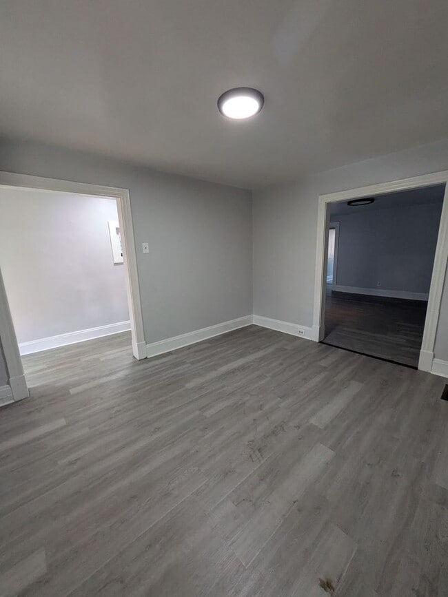 Foto del edificio - 241 E 18th Ave