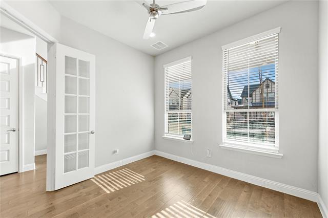 Foto del edificio - 4159 Runway Mews