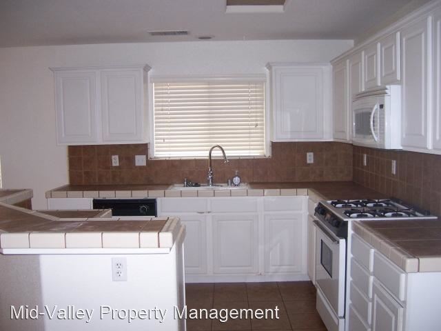 Foto del edificio - 3 br, 2 bath House - 2679 Tecopa Avenue