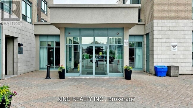 Building Photo - 23 Oneida Crescent