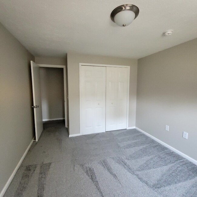 Foto del edificio - 201 Rose Ln St SW