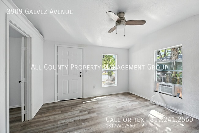 Building Photo - 3909 Galvez Ave