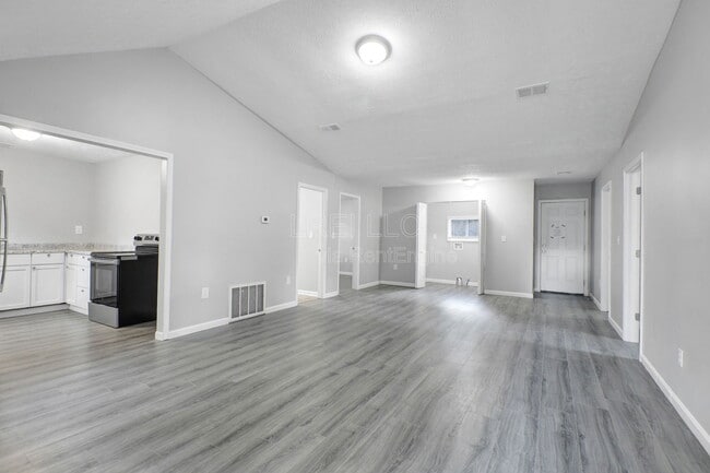 Building Photo - 5535 Cartledge Ct