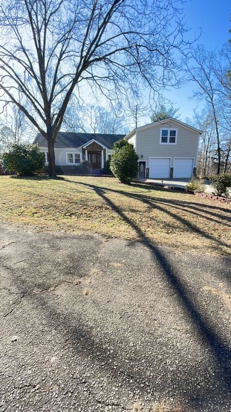 Rare Opportunity on nearly 3 acres! - Rare Opportunity on nearly 3 acres!