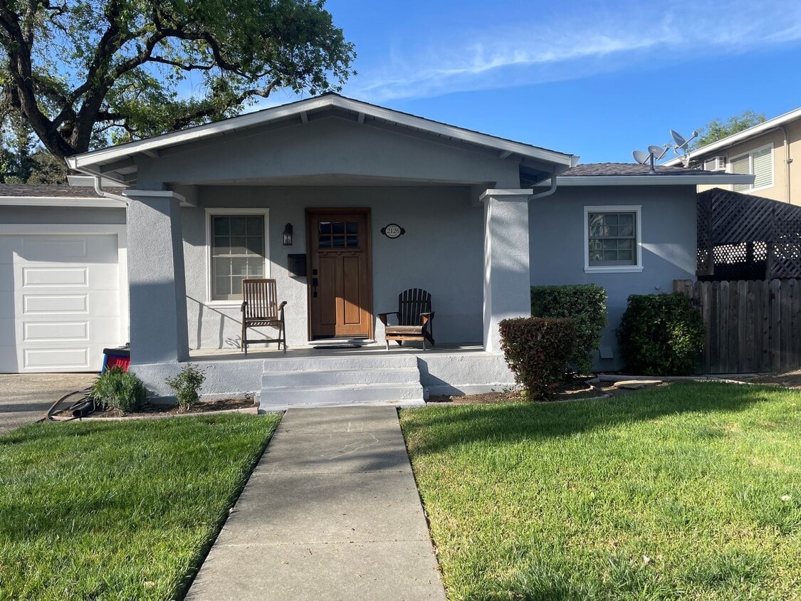 Primary Photo - 2 Bedrooms, 1 Bathroom Charmer Near Downtown Napa