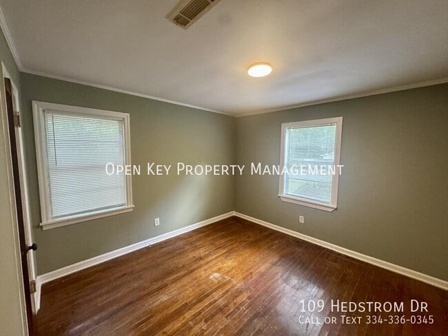 Building Photo - 109 Hedstrom Dr