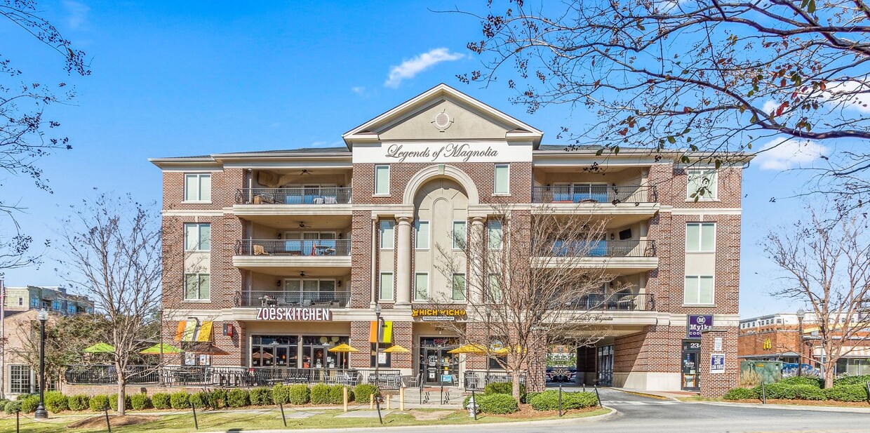 Downtown Auburn Luxury Living – Steps from... - Downtown Auburn Luxury Living – Steps from...