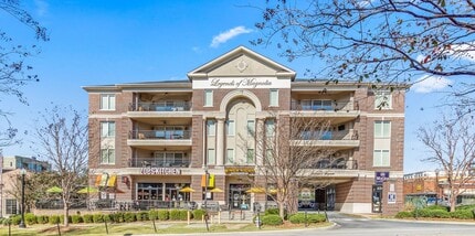Building Photo - 234 W Magnolia Ave