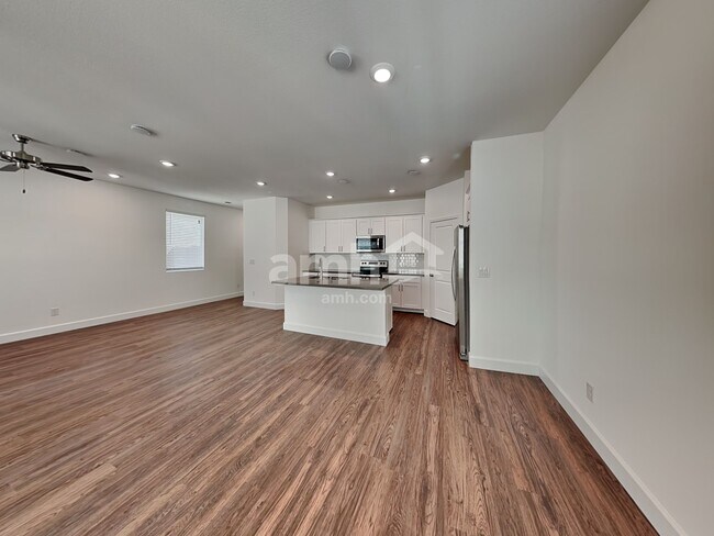 Foto del edificio - 10144 W Oleta Ave