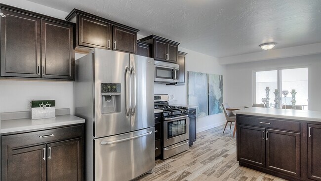 Cocina - 571 W 1520 S