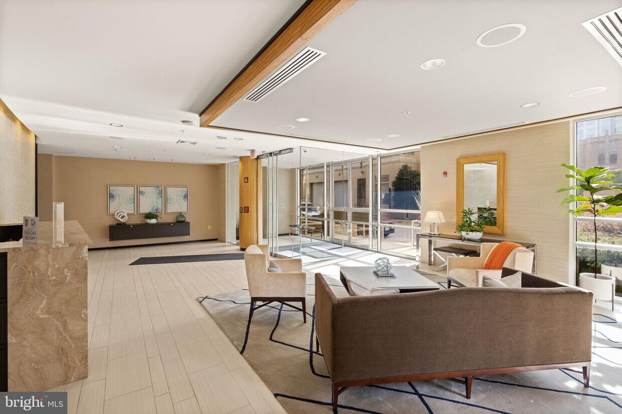 12025 New Dominion Pkwy Unit 406, Reston, VA 20190 Room for Rent in