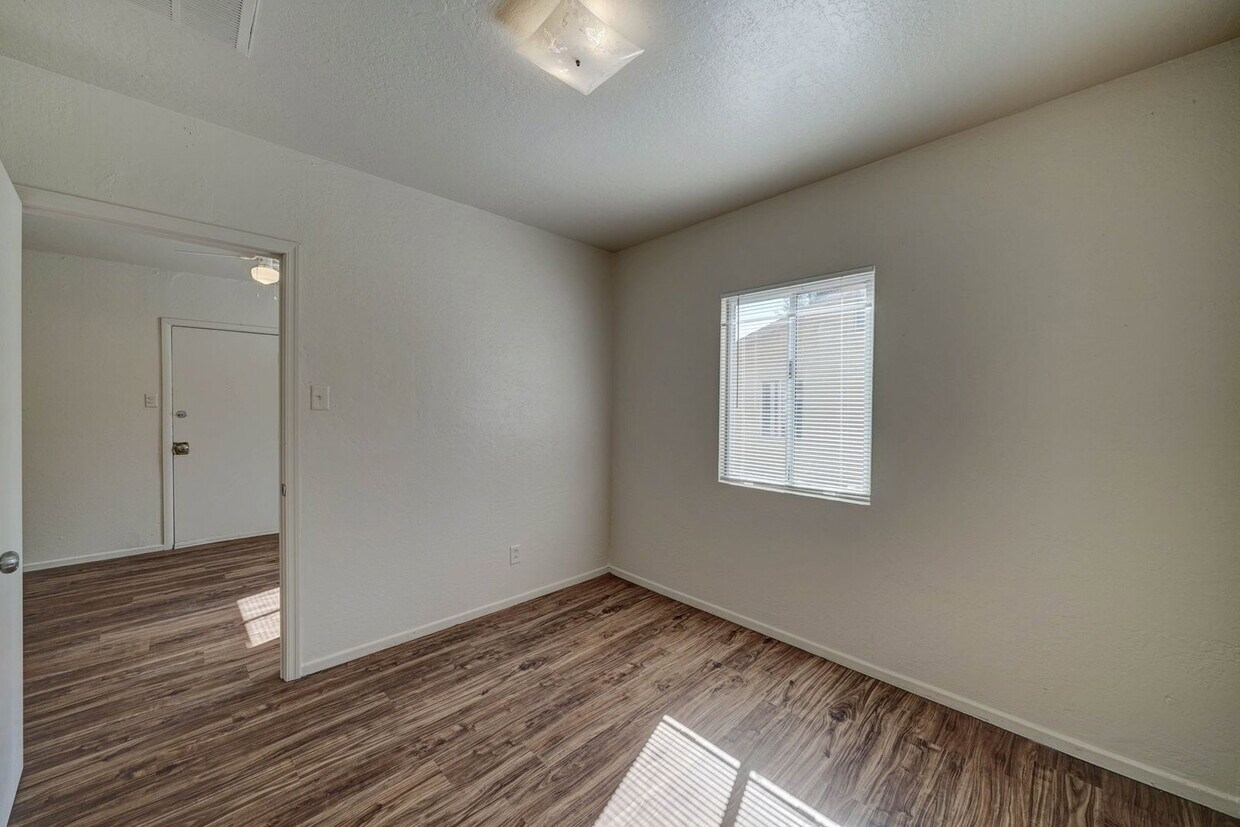 Photo - 9316 E Balsam Ave