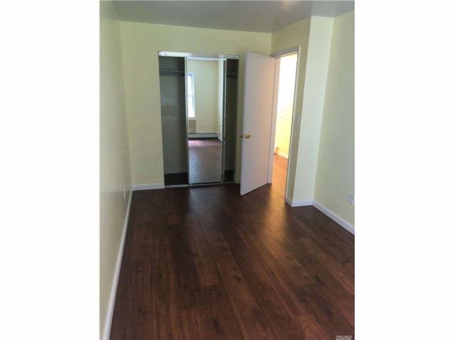 Foto del edificio - 713B Southern Blvd