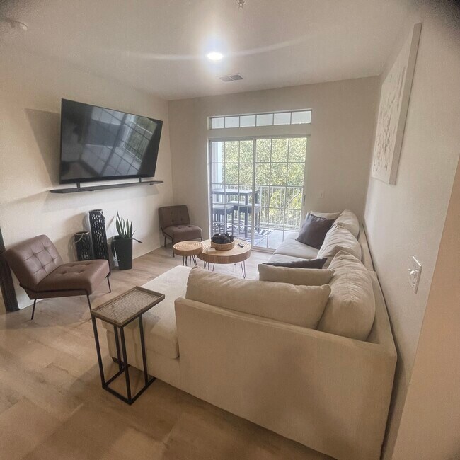 Building Photo - 3176 Feltrim Pl