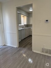 Building Photo - 1303 65th Dr