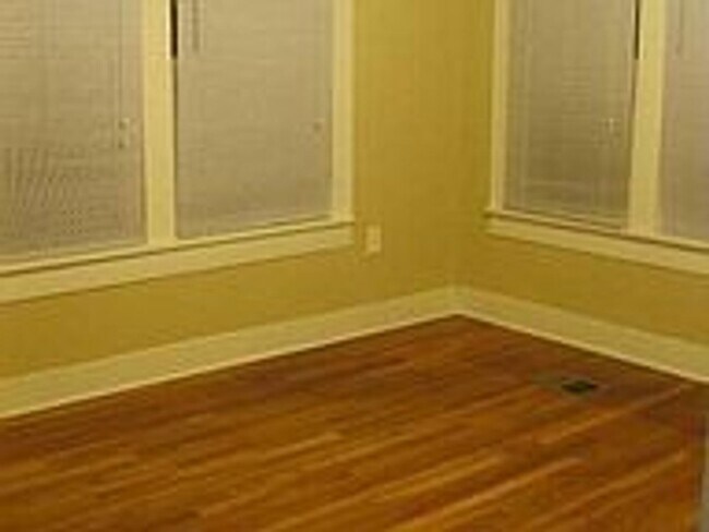 Foto del edificio - 5 Bedroom/ 3 Bathroom close to Tech!