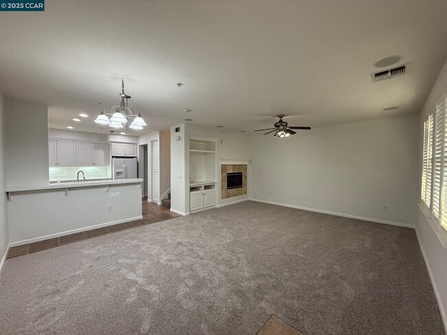 Building Photo - 2312 Joree Ln