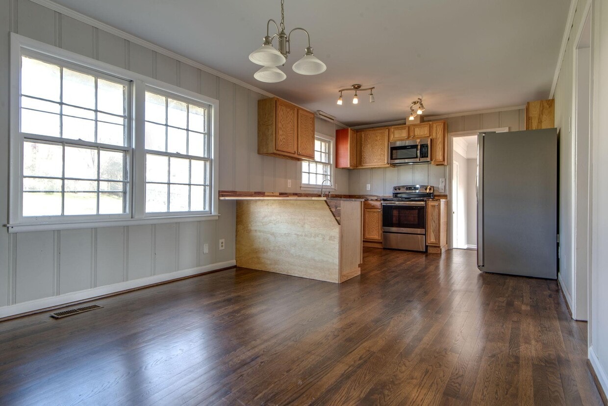 2706 Barclay Dr, Nashville, TN 37206 House Rental in Nashville, TN