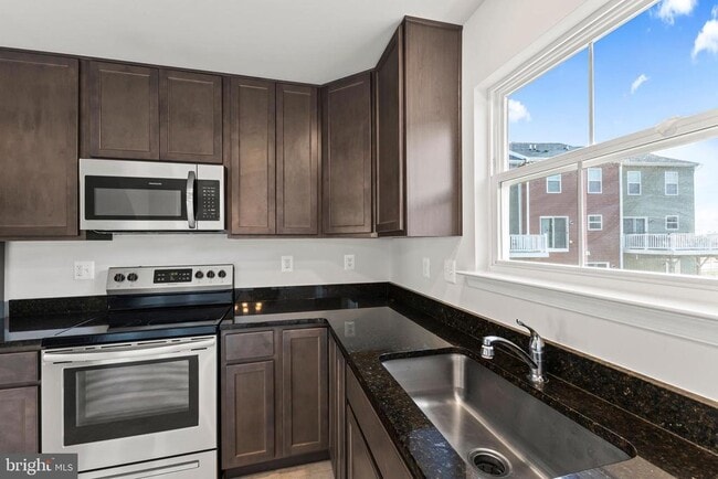 Foto del edificio - 64 Grant St