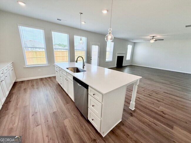 Building Photo - 236 Chiswick Lp