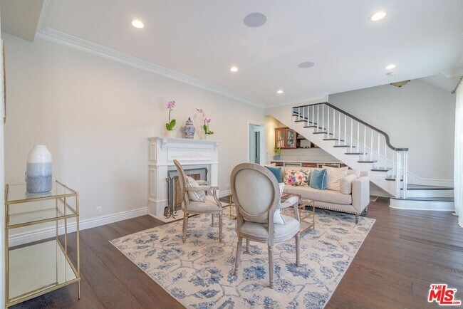 Foto del edificio - 9500 Sawyer St