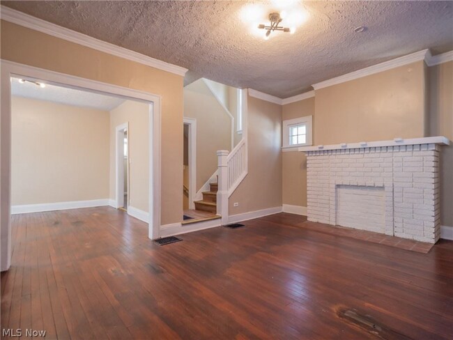 Building Photo - 1316 Shaw View Ave