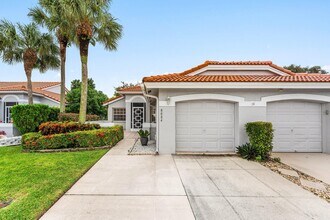 Building Photo - 8084 Summer Shores Dr