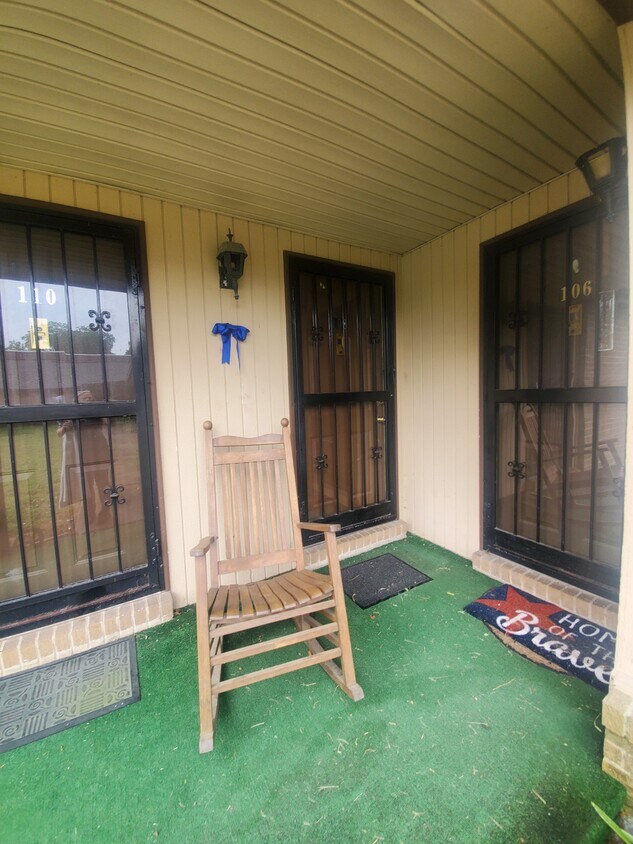 Foto principal - 108 2nd Ave E