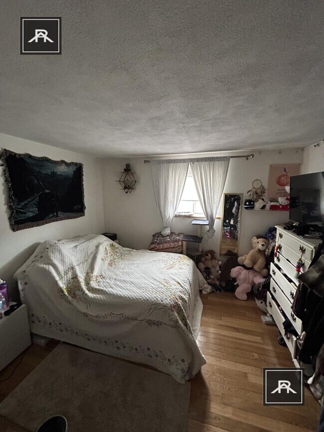 Foto del edificio - 1 bedroom in Newton MA 02459