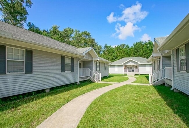 Building Photo - 2001 Tenth Street Unit