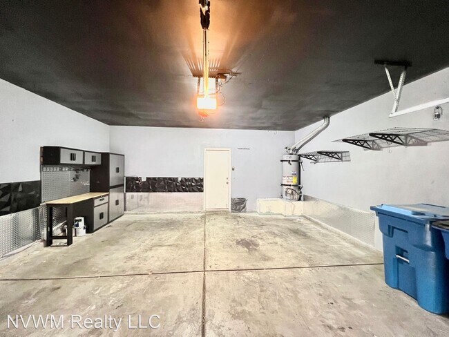Foto del edificio - 4 br, 2.5 bath House - 8901 Square Knot Ave