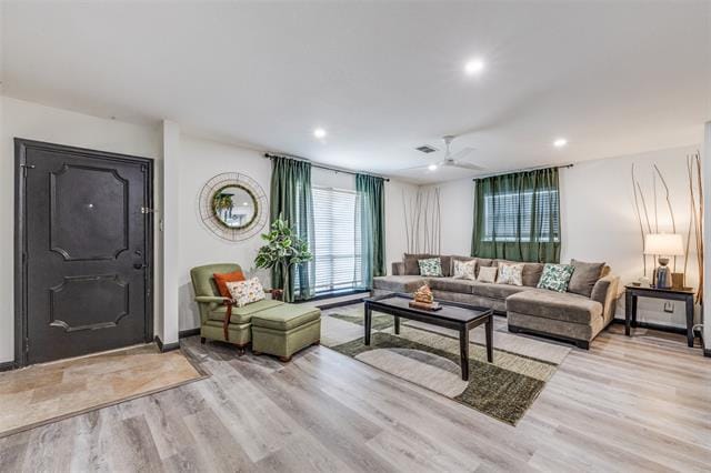 Building Photo - 7933 Joreen Dr