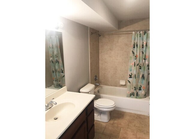 Foto del edificio - 525 Lowell Ave