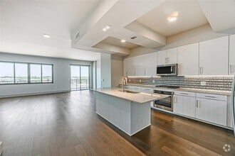 Building Photo - 1414 Wood Hollow Dr