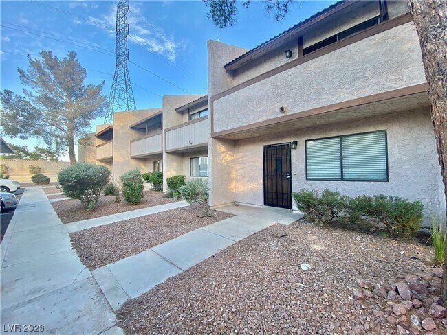 Building Photo - 5247 Lisagayle Ct