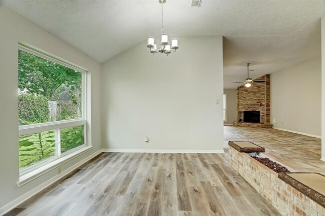 Building Photo - 3826 Carya Cir