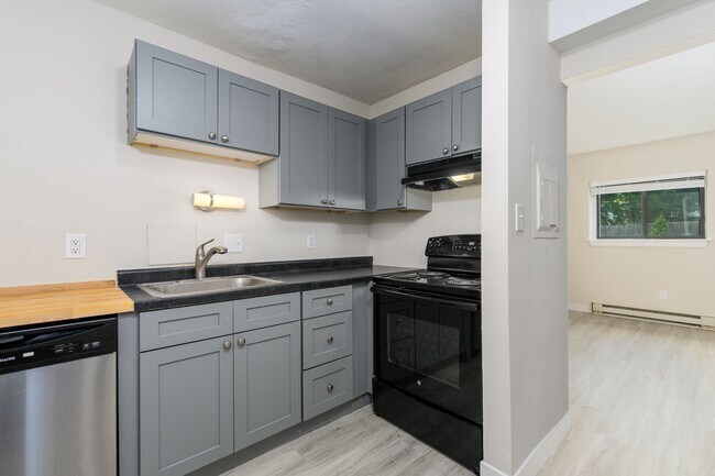 Interior Photo - Oak Park Apartments