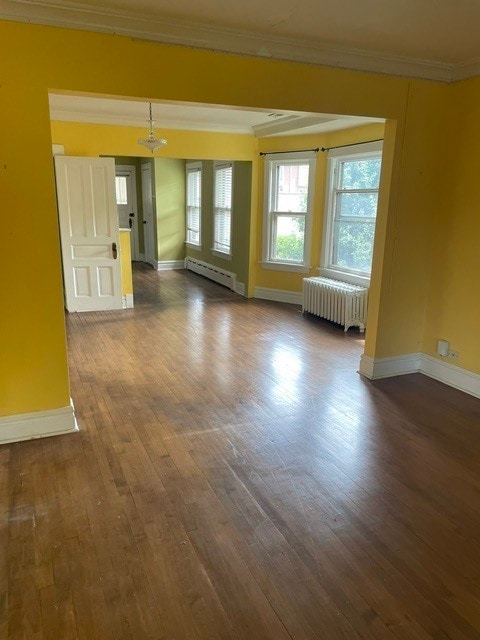 Building Photo - 211 N Larch Ave