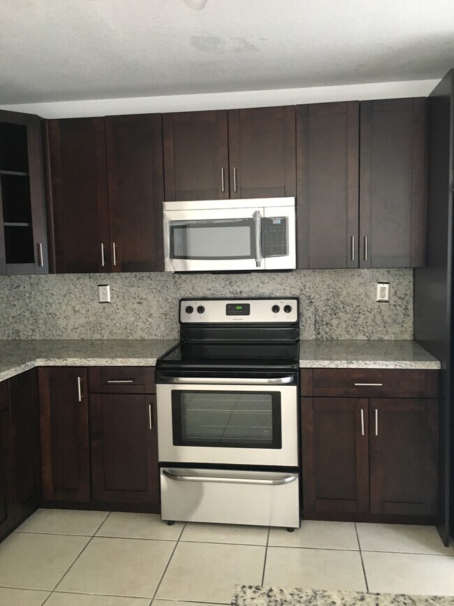 Foto del edificio - 5924 SW 162nd Pl