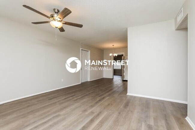 Building Photo - 3 Bedroom Pet-Friendly Home in Orlando, FL...